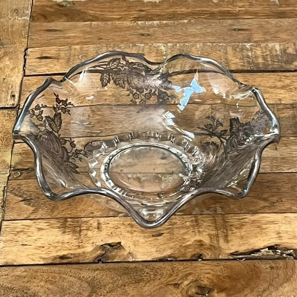 VTG Silver City Glass Co. Scalloped Edge Bowl 8